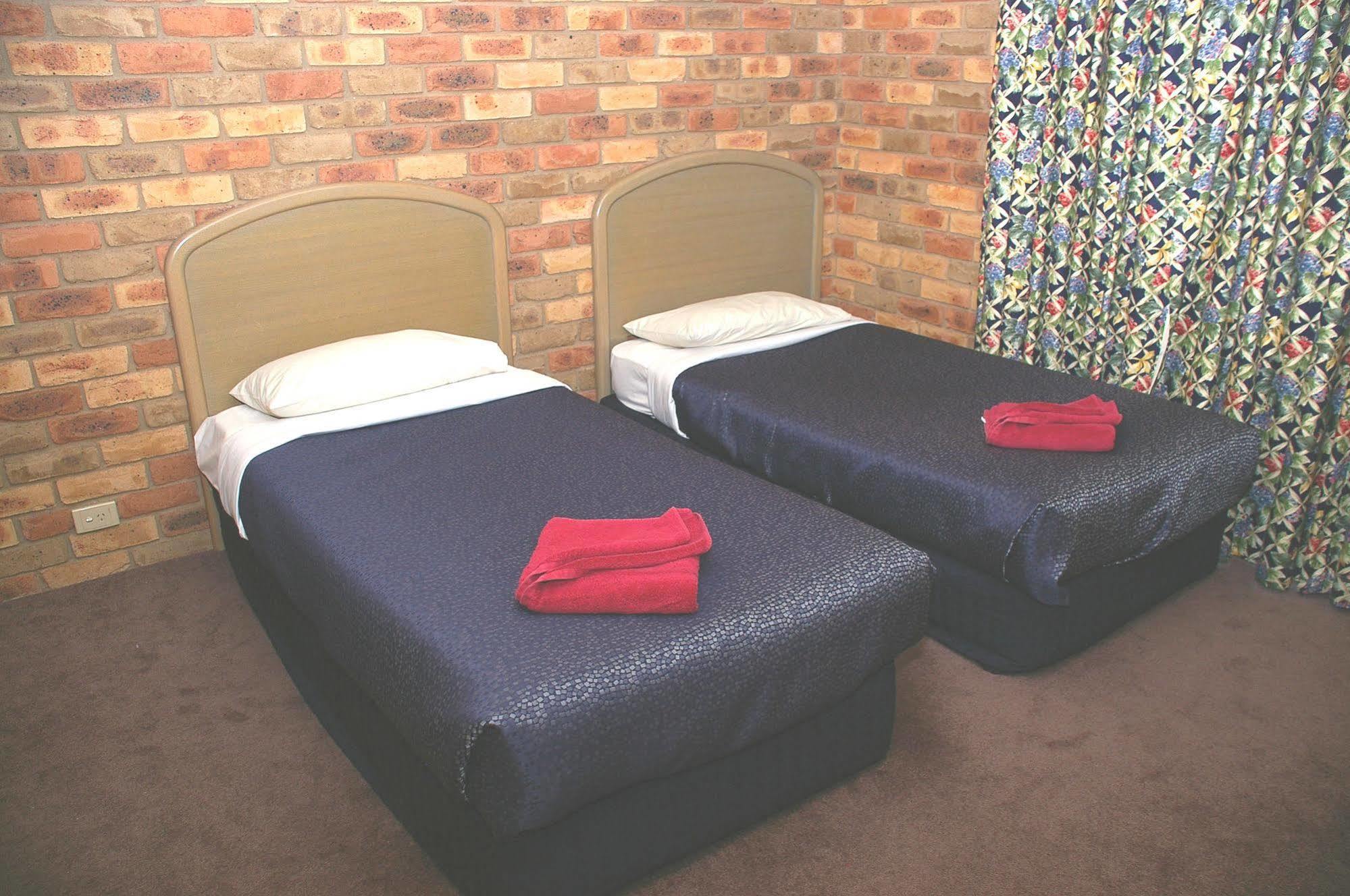 Pines Country Club Motor Inn Shepparton Exteriér fotografie